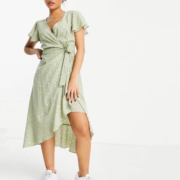 Misguided Petite Sage Spot Wrap Midi Dress Sz 8 NWOT - Picture 1 of 12